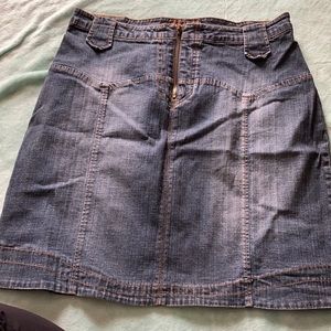 Woman skirt size 16 route 66 stretch fit